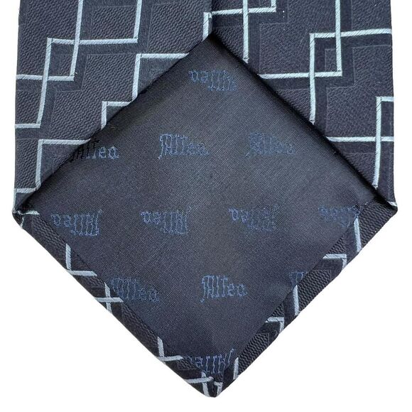Allea Milano Men’s Necktie Geometric Navy Blue Squares 100% Silk 60”x4” Italy - Picture 5 of 9